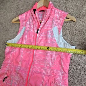brooks running vest mens pink